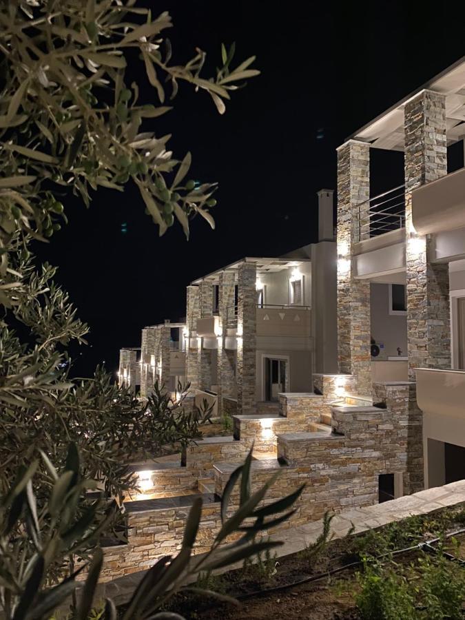 Vardians Villas & Suites Caristo Exterior foto