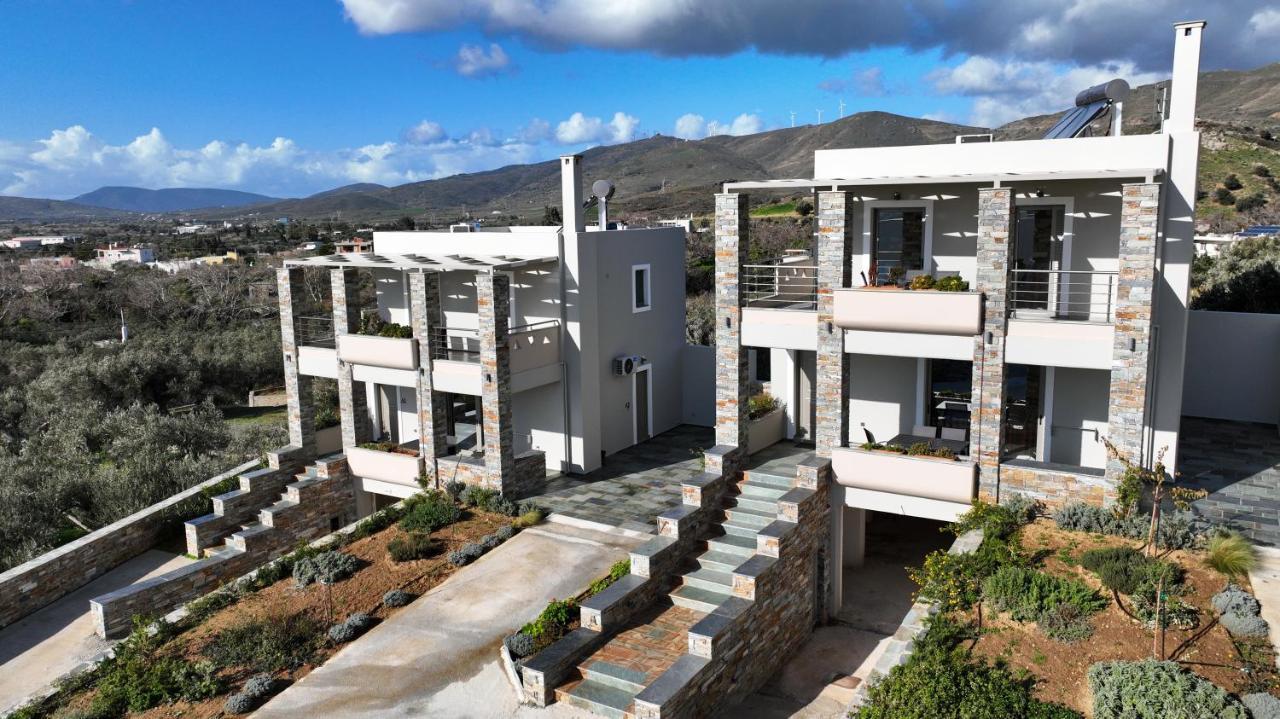 Vardians Villas & Suites Caristo Exterior foto